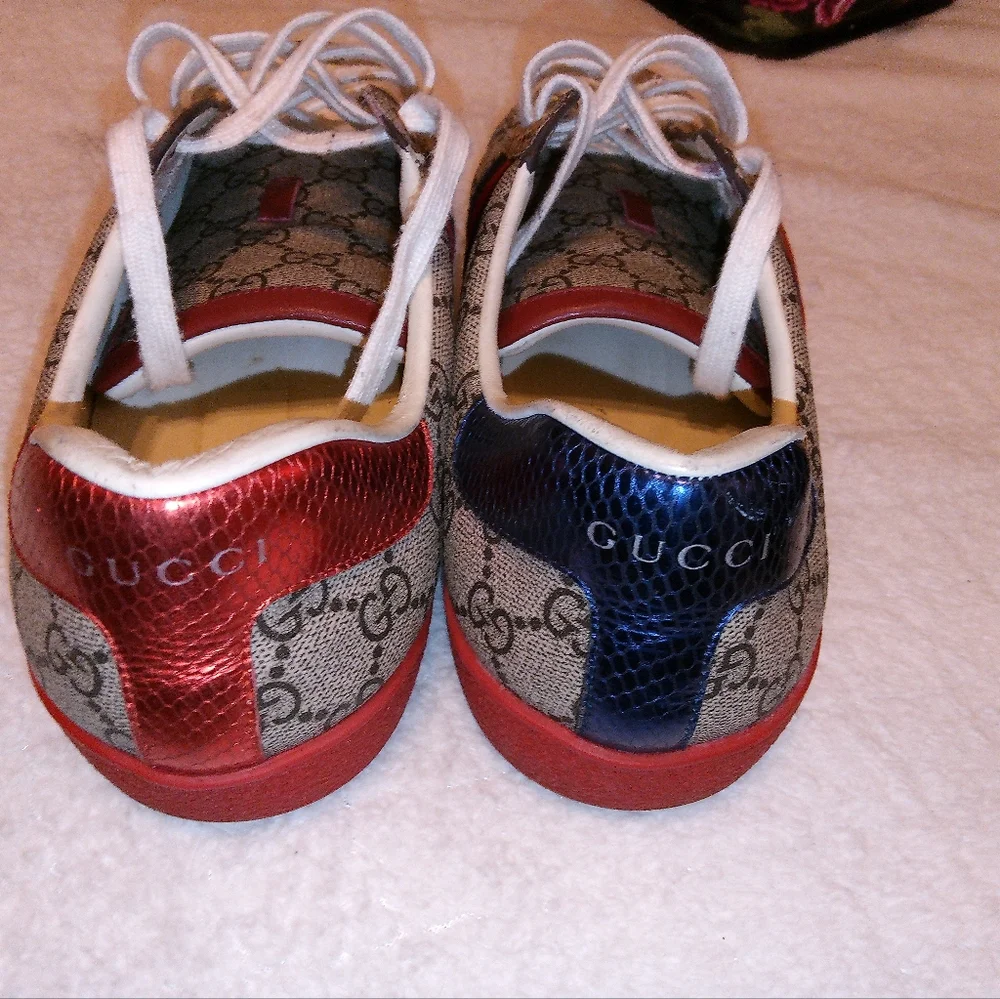 Gucci Red and White Designer Sneakers - Picture 3 of 4